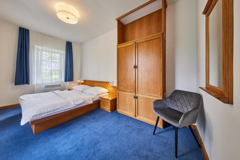 Hotel Auri Rudník Eksteriør billede