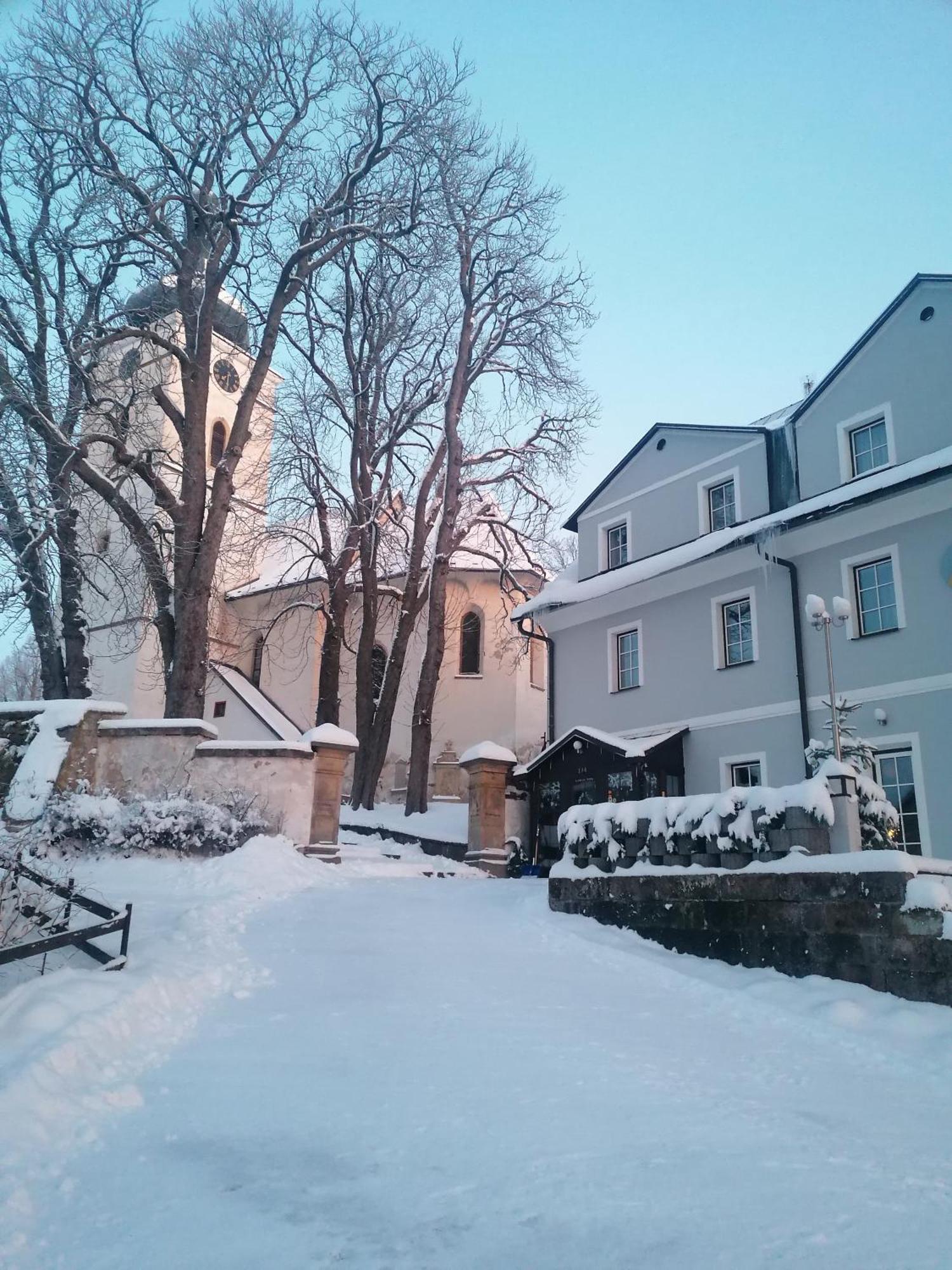 Hotel Auri Rudník Eksteriør billede